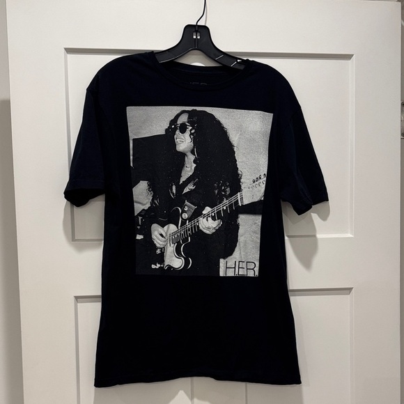 Tops - HER Playing Guitar Black T-Shirt, Size Medium